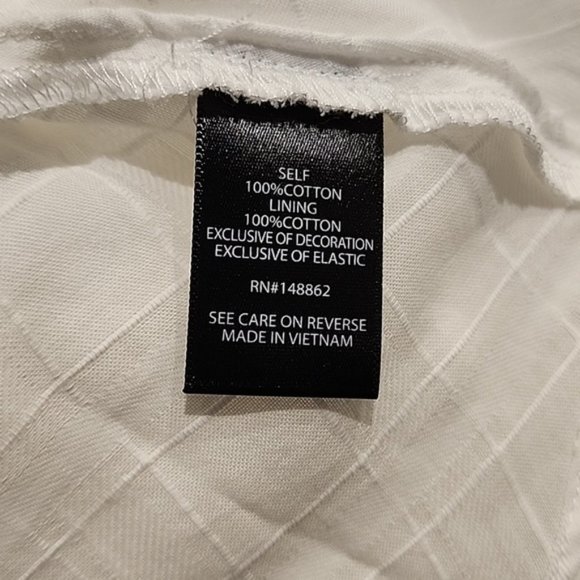 Torrid - Babydoll Cotton Window Pane Button Front Tank in Cloud Dancer White - Picture 7 of 13